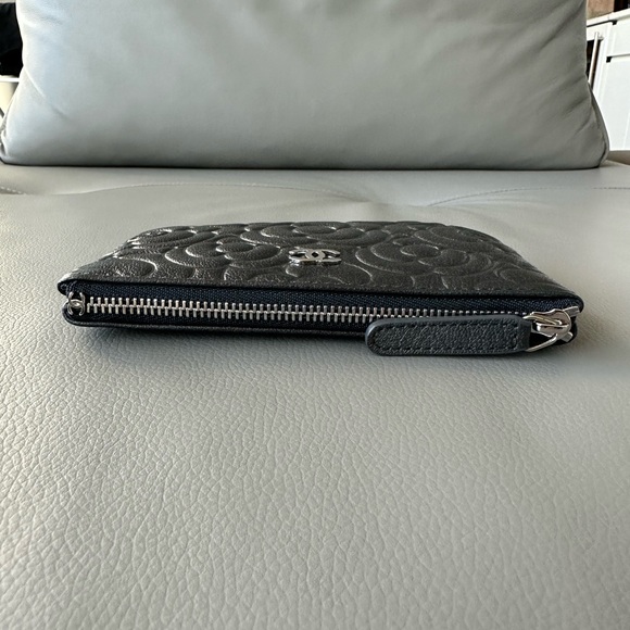 Chanel Camellia Flower Goatskin Small Cosmetic Case - Picture 4 of 8